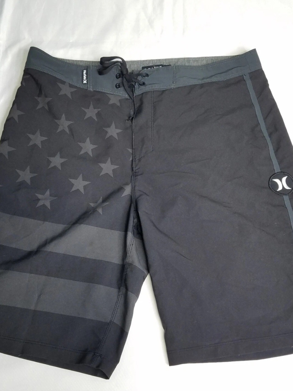 Hurley Phantomb33 Men’s Black Star Flag Swim Board Shorts
